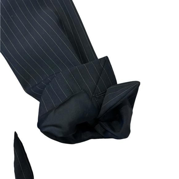 Vintage Gucci Woman’s Lana Wool Pin-Stripe Blazer - Picture 2 of 9